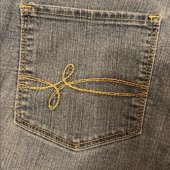 Denizen by Levi's Classic Blue Jean Shorts - Picture 6 of 7